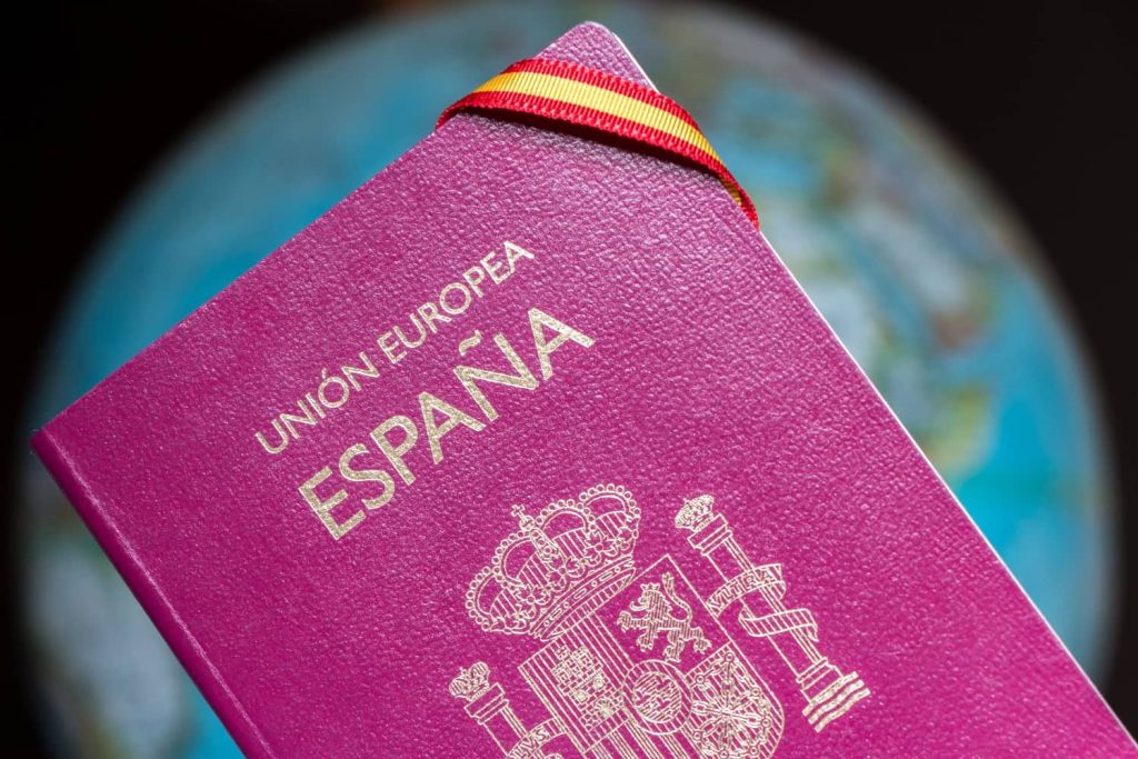 Abogados para arraigo familiar