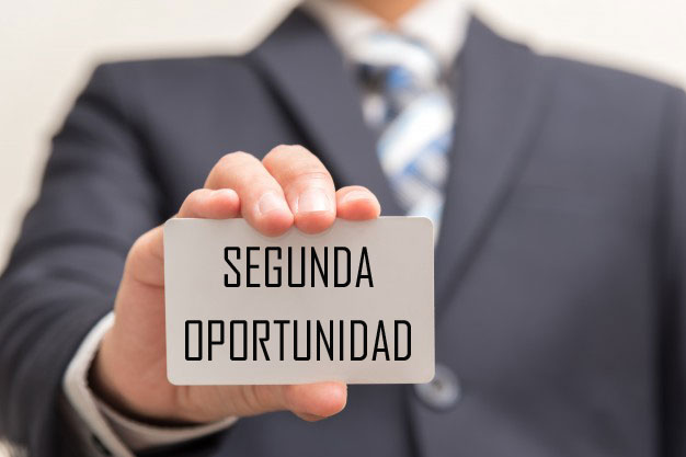 Abogados para el arraigo de segunda oportunidad en Madrid