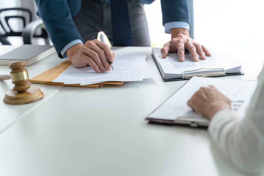 Abogados para arraigo social